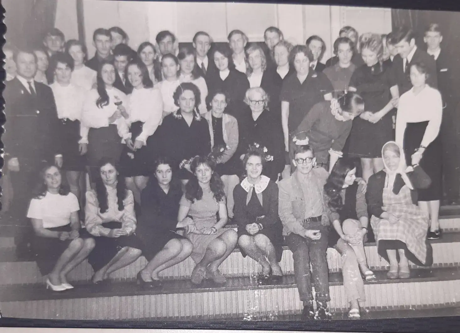 Žetonu vakara izrādes