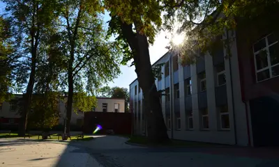 10.c klase veido reklāmu par savu skolu – Jēkabpils Valsts ģimnāziju