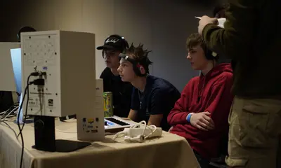 JVĢ "Zvaigznāja studijas" skolēnu komanda piedalās savā pirmajā dziesmu hakatonā un ICME konferencē