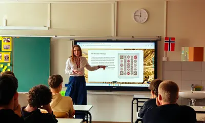 Karjeras nedēļas ietvaros skolā viesojas projekta “Voulnteers Add Solidaroy” brīvprātīgie jaunieši
