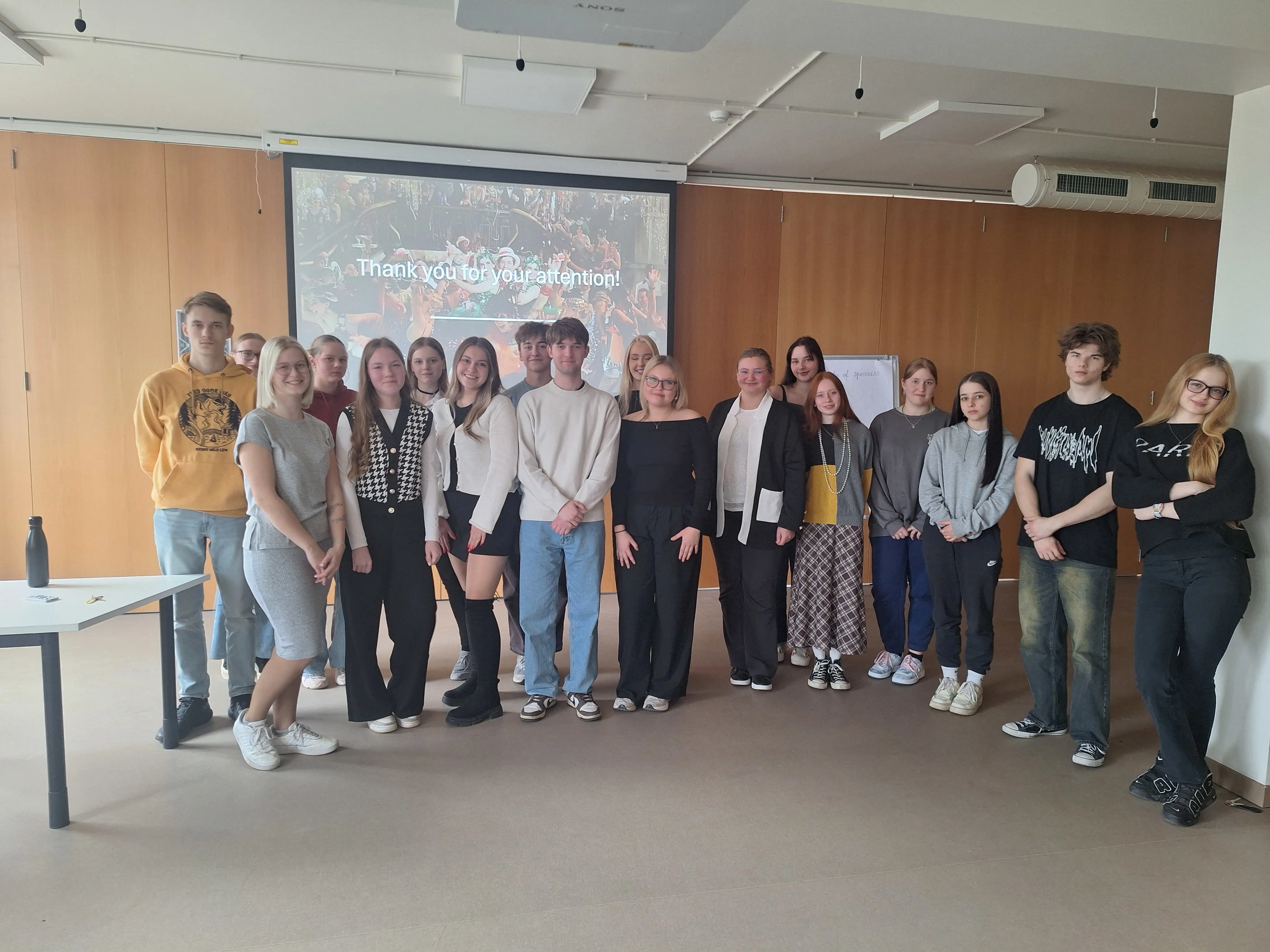 Svešvalodu padziļināta kursa pētījumu prezentācijas konference